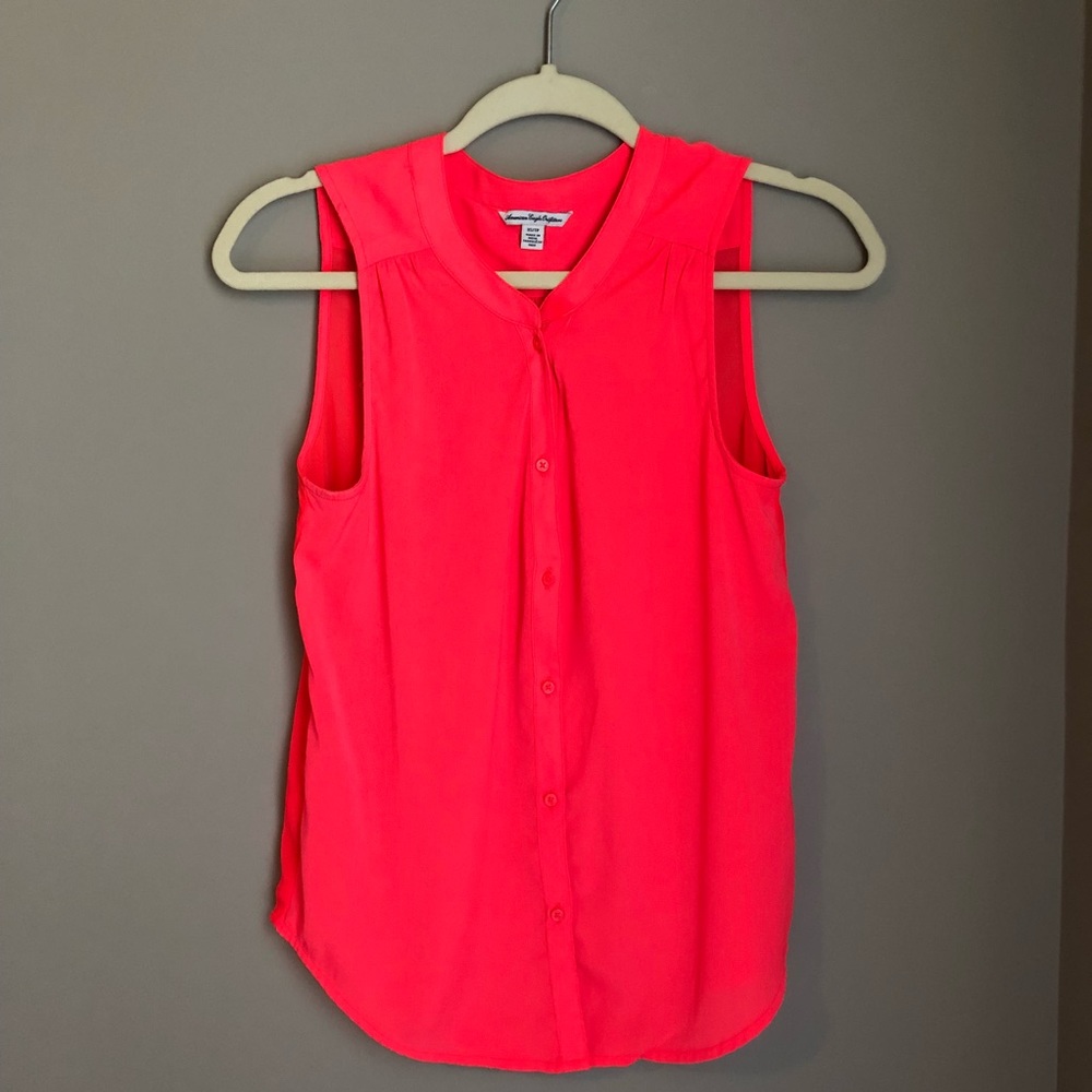 American Eagle HOT PINK Button Up Blouse